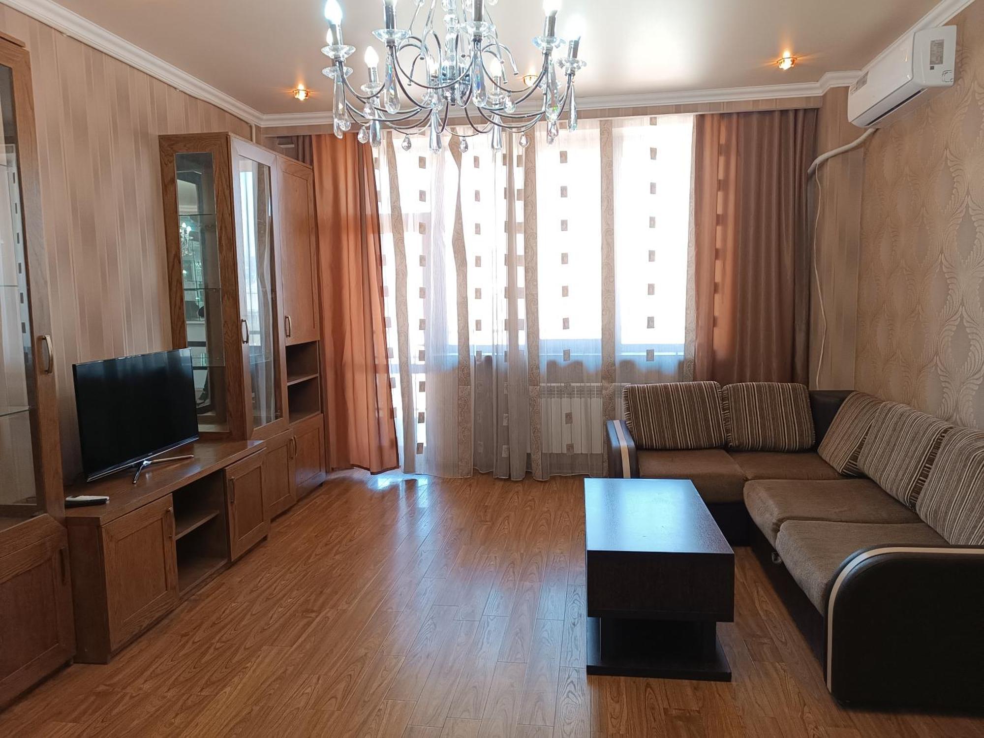 Rent Inn Yerevan On Arami Street エクステリア 写真