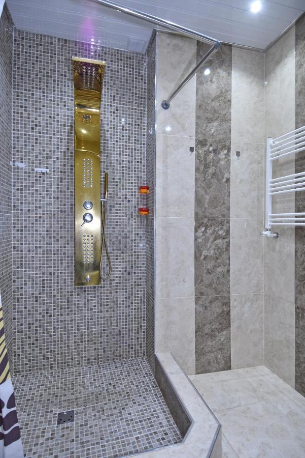 Rent Inn Yerevan On Arami Street エクステリア 写真