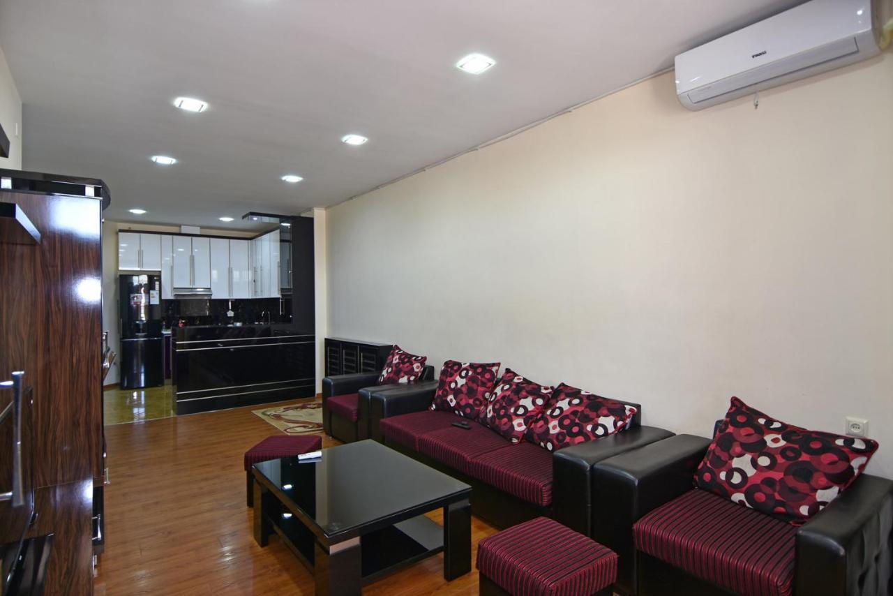Rent Inn Yerevan On Arami Street エクステリア 写真