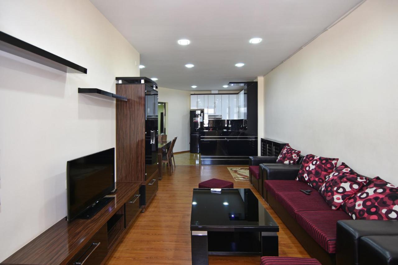 Rent Inn Yerevan On Arami Street エクステリア 写真