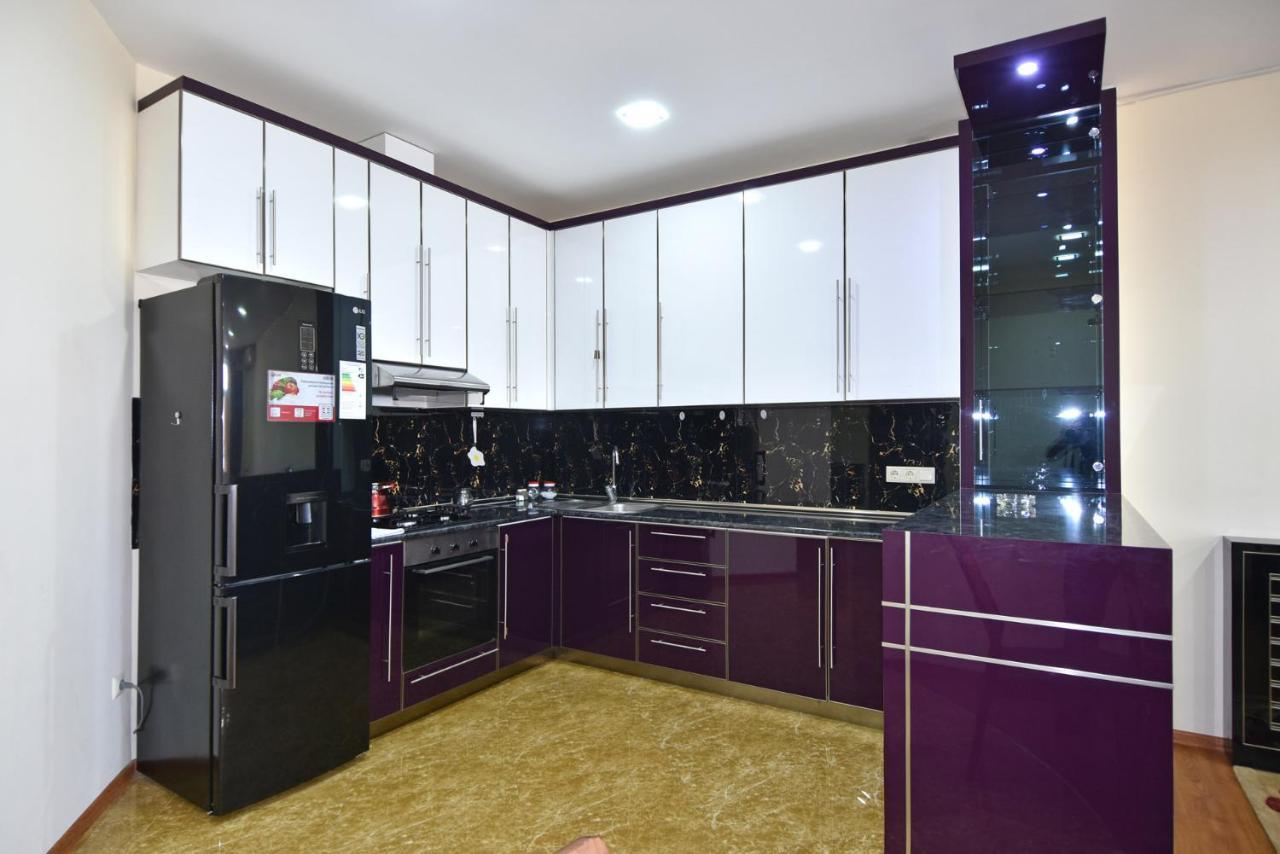 Rent Inn Yerevan On Arami Street エクステリア 写真